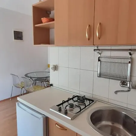 House Perkov * Примоштен