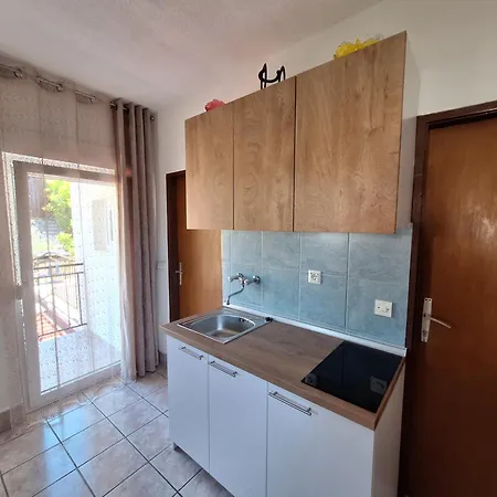 Apartman House Perkov *