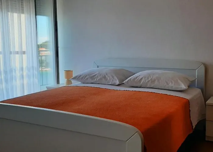 House Perkov Apartamento Primošten