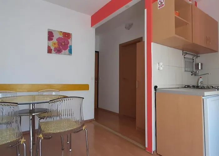House Perkov Apartamento Primošten